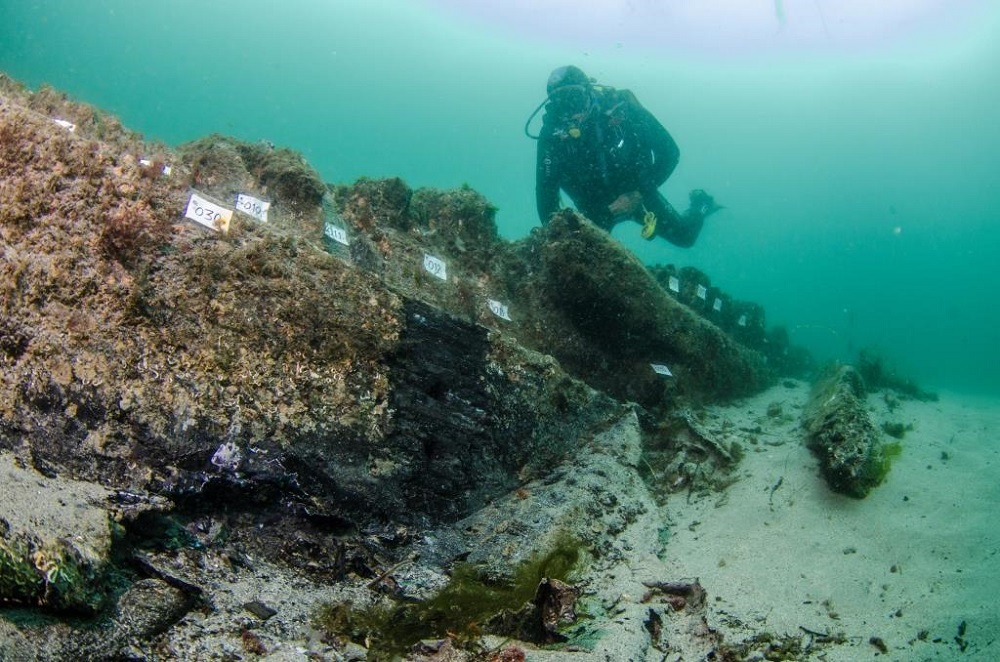 Pecio Ribadeo 1: excavación arqueológica subacuática de un galeón del siglo XVI